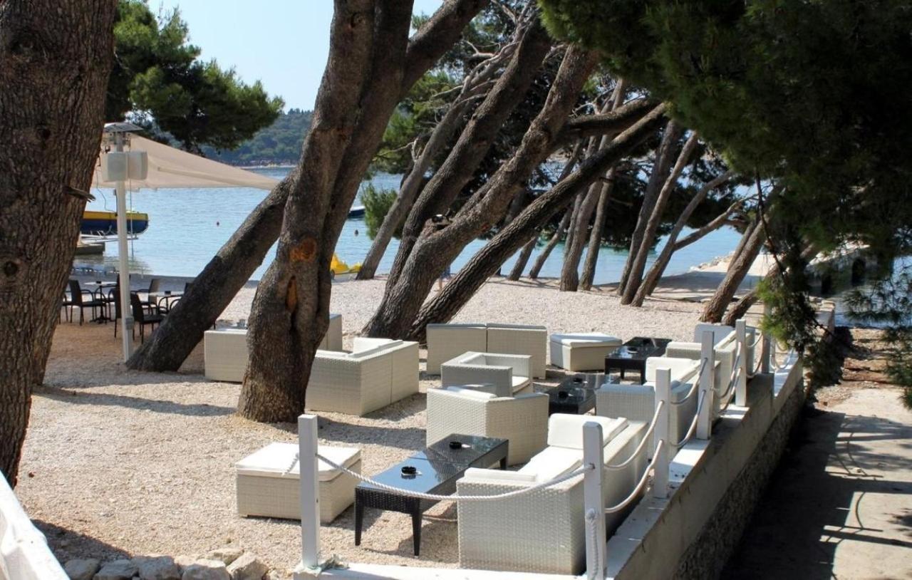 Apartment Fila - Large & Close To The Beach Макарска Екстериор снимка