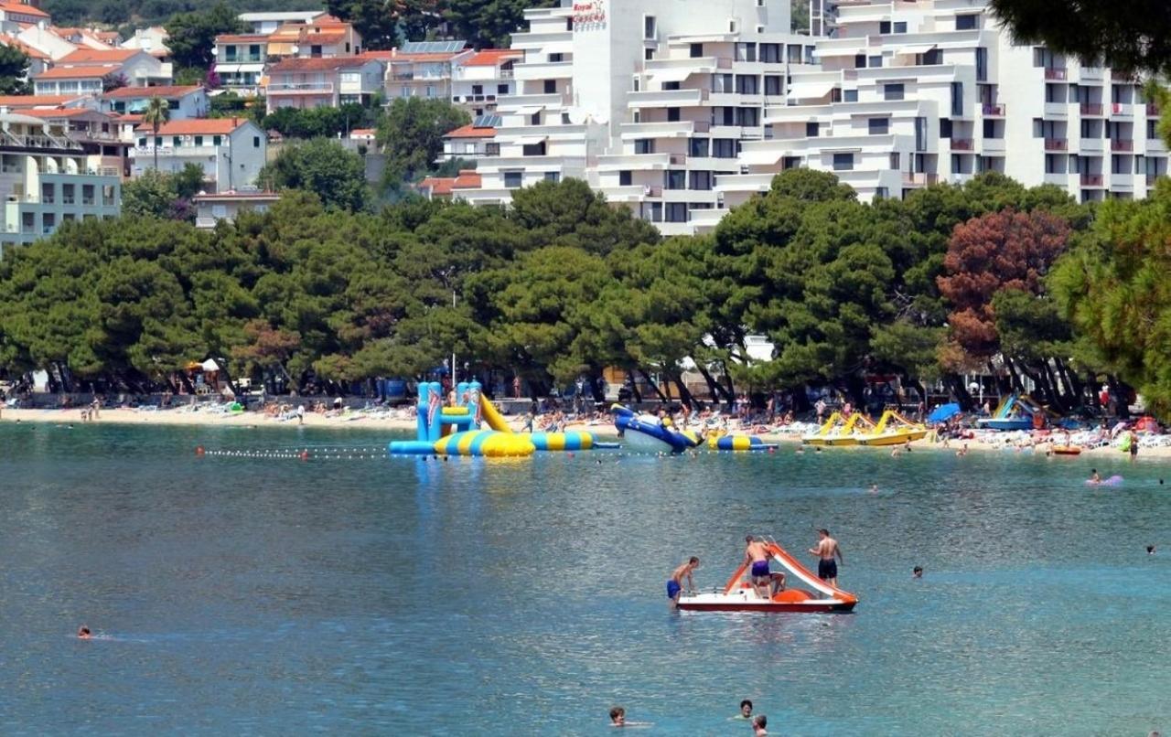 Apartment Fila - Large & Close To The Beach Макарска Екстериор снимка