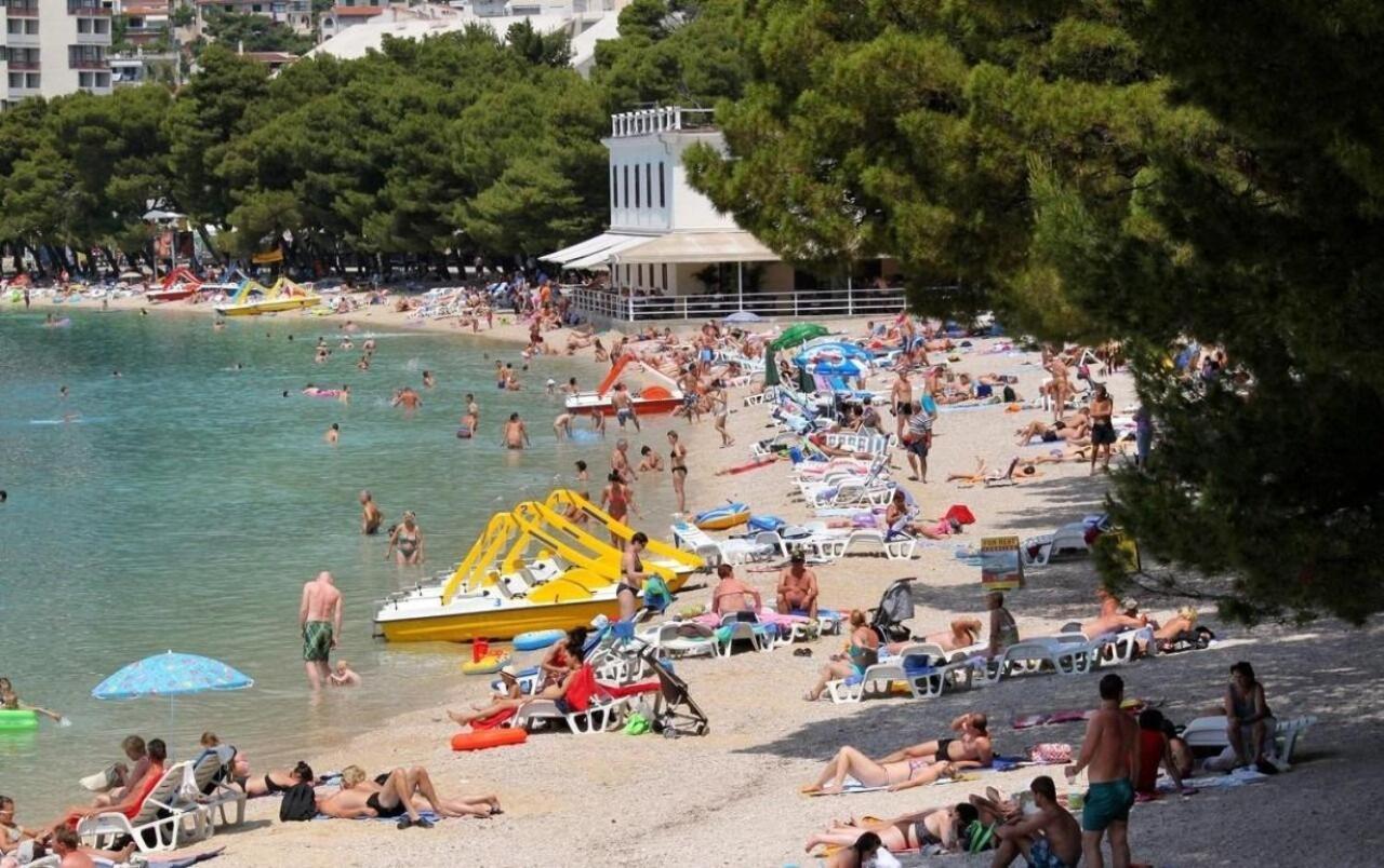 Apartment Fila - Large & Close To The Beach Макарска Екстериор снимка